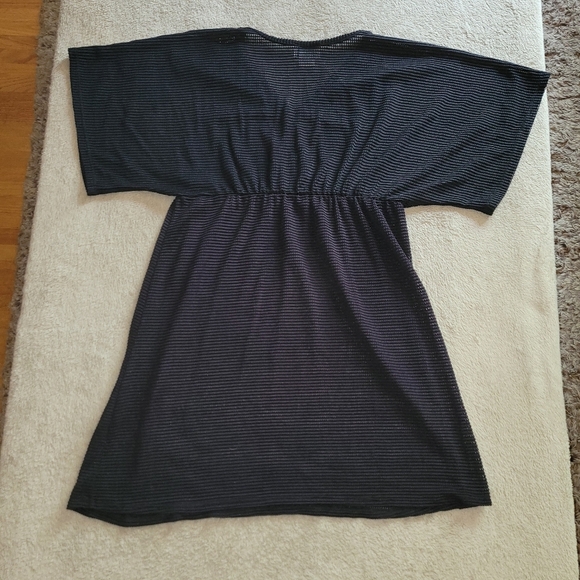 Jordan Taylor Gofret Dolman Sleeve V-Neck Swim Coverup size small - Picture 9 of 14